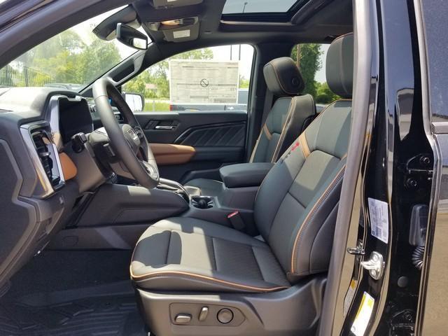 new 2025 GMC Canyon car