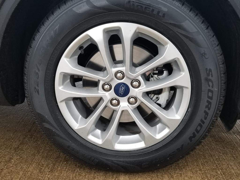 used 2022 Ford Escape car, priced at $19,936