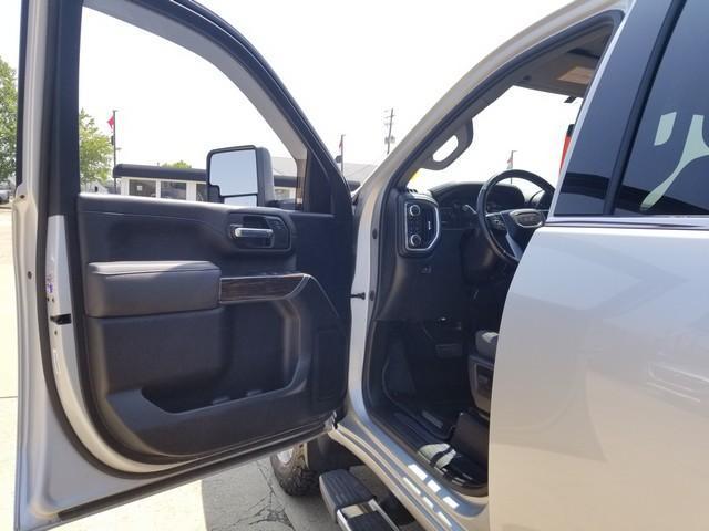used 2022 GMC Sierra 2500 car, priced at $41,900