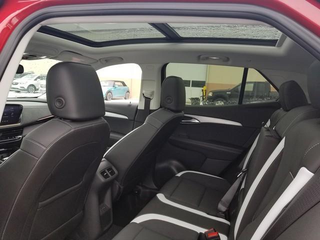new 2025 Buick Envision car, priced at $42,577