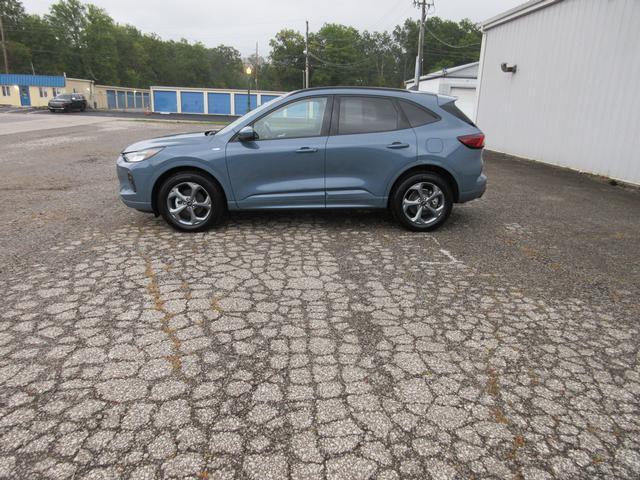 used 2023 Ford Escape car, priced at $29,936