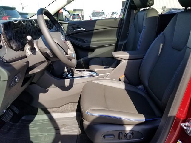 new 2025 Buick Encore GX car, priced at $33,955