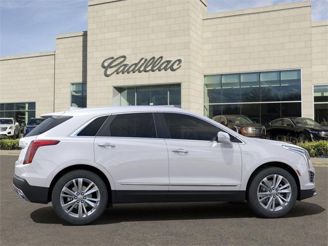 new 2025 Cadillac XT5 car, priced at $53,192