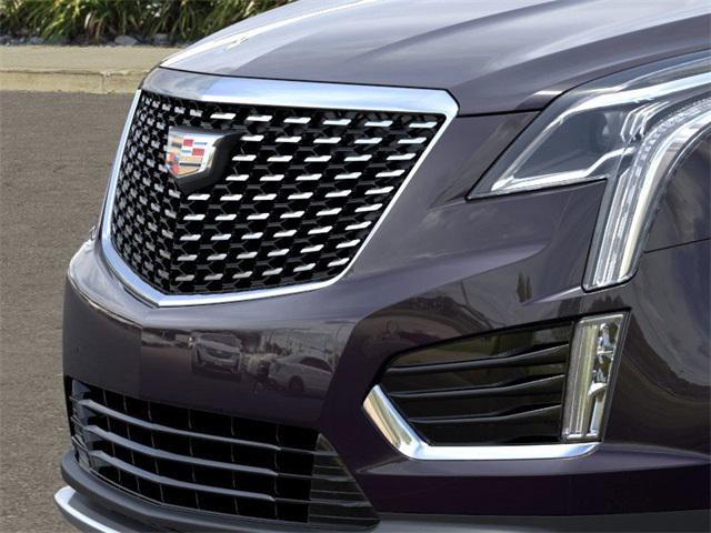 new 2025 Cadillac XT5 car, priced at $53,743