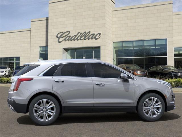 new 2025 Cadillac XT5 car, priced at $52,067