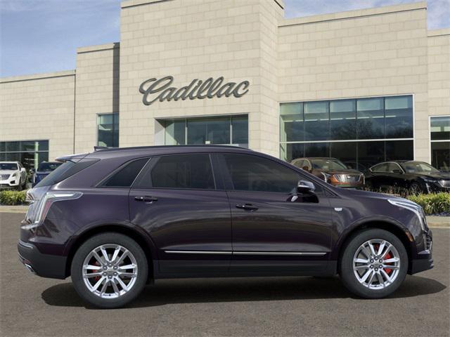 new 2025 Cadillac XT5 car, priced at $52,695