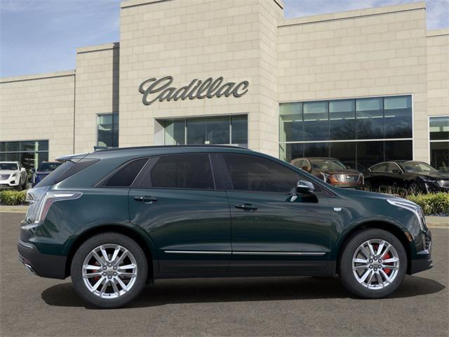 new 2024 Cadillac XT5 car, priced at $54,023