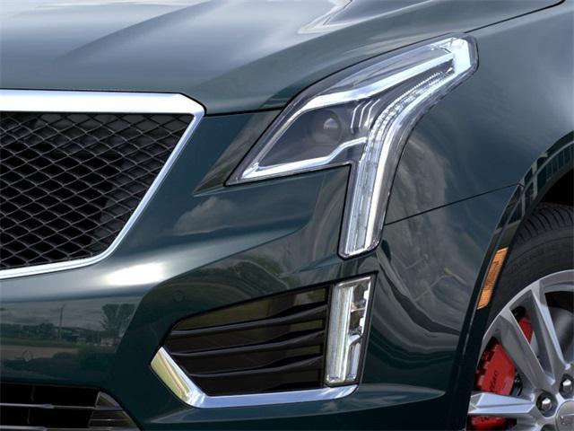 new 2024 Cadillac XT5 car, priced at $54,023