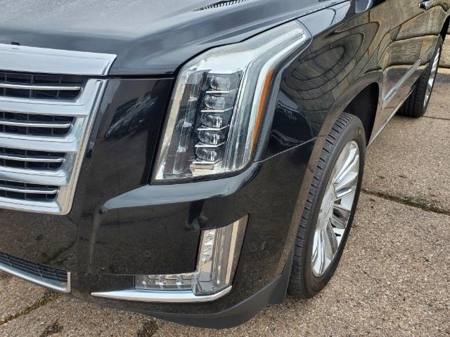 used 2017 Cadillac Escalade car, priced at $31,810