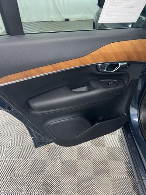 used 2021 Volvo XC90 car, priced at $31,500
