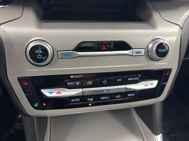 used 2022 Ford Explorer car, priced at $28,900