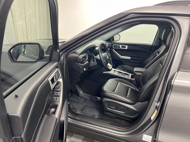 used 2022 Ford Explorer car, priced at $28,900