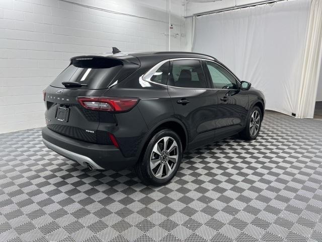 used 2023 Ford Escape car, priced at $26,900