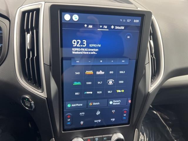 used 2024 Ford Edge car, priced at $28,900