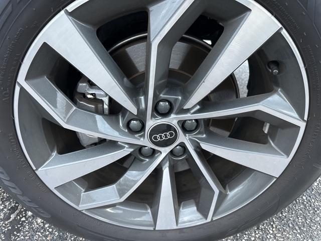 used 2024 Audi Q5 car, priced at $40,500