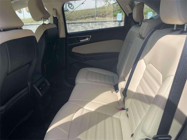 used 2022 Ford Edge car, priced at $26,900