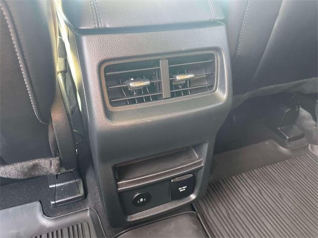 used 2022 Ford Edge car, priced at $26,900