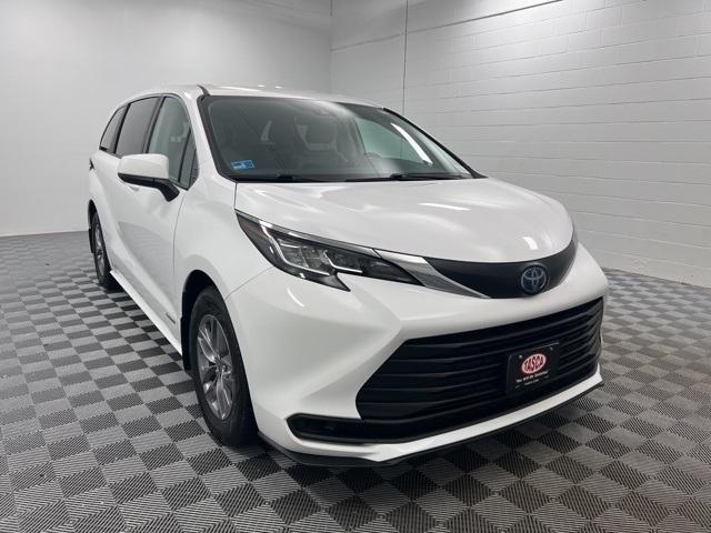 used 2021 Toyota Sienna car, priced at $35,750