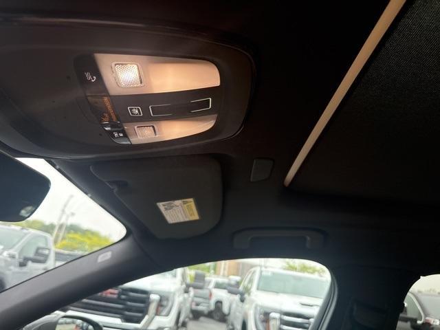 used 2022 Volvo XC60 car, priced at $32,900