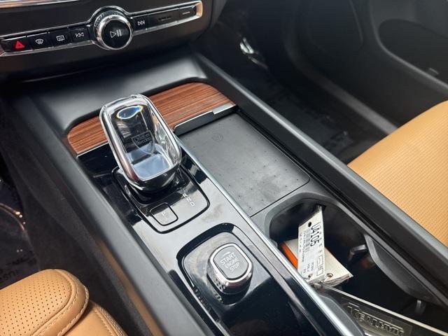 used 2022 Volvo XC60 car, priced at $32,900