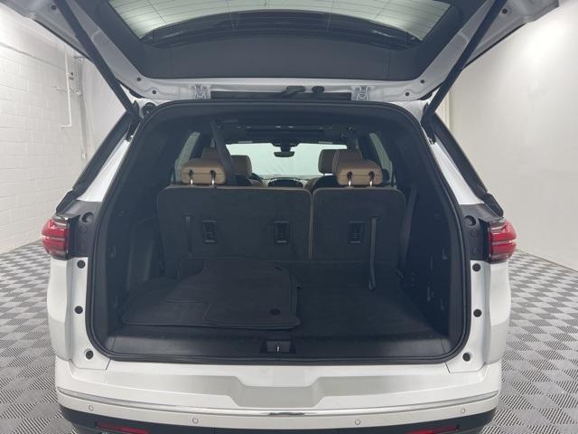used 2023 Chevrolet Traverse car, priced at $37,500