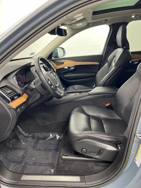 used 2022 Volvo XC90 car, priced at $34,500