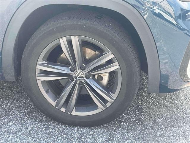 used 2022 Volkswagen Atlas car, priced at $33,500