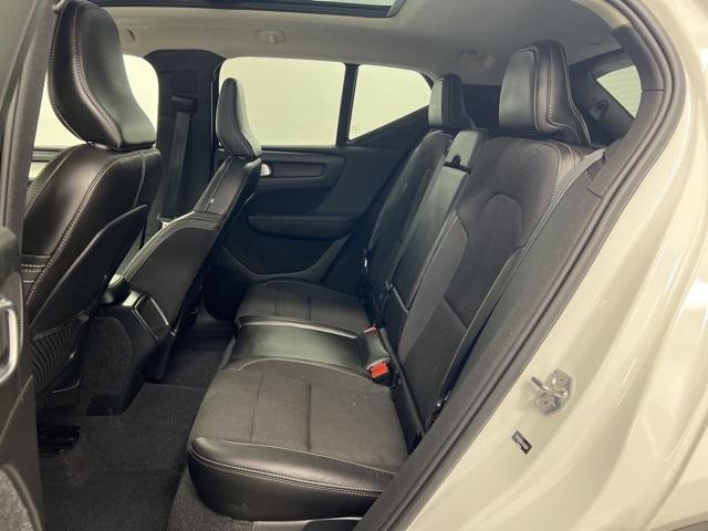 used 2020 Volvo XC40 car, priced at $22,900