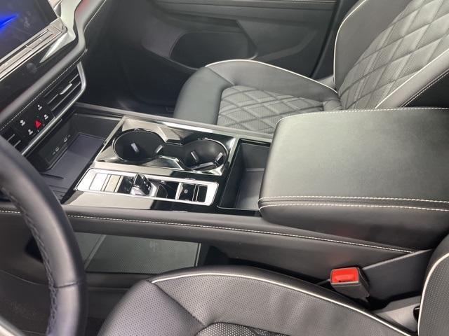 used 2025 Volkswagen Atlas car, priced at $45,900