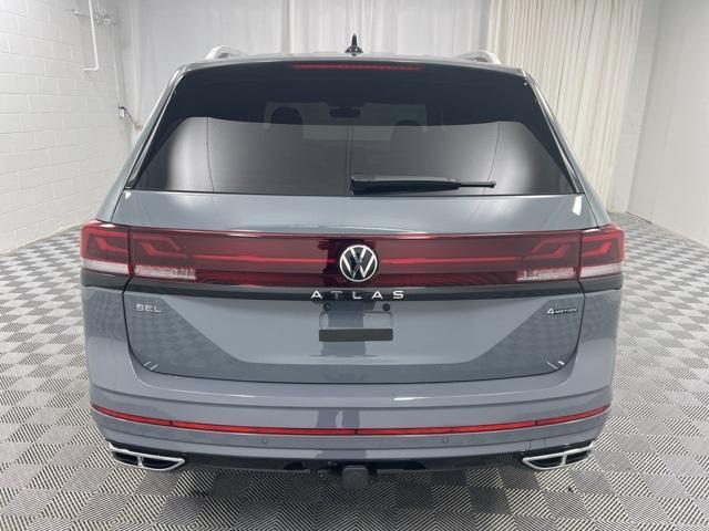 used 2025 Volkswagen Atlas car, priced at $45,900