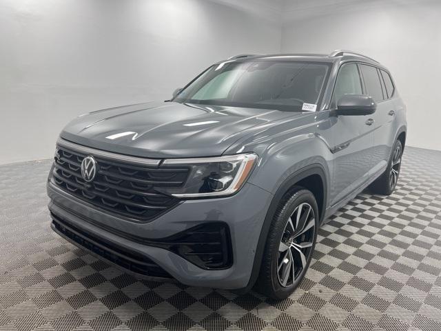 used 2025 Volkswagen Atlas car, priced at $45,900