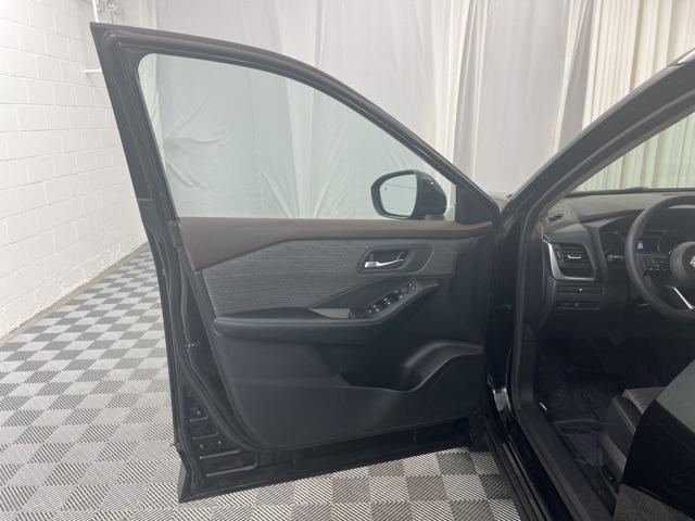 used 2023 Nissan Rogue car, priced at $21,000