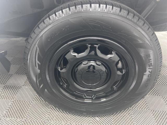 used 2023 Ford F-150 car, priced at $33,500