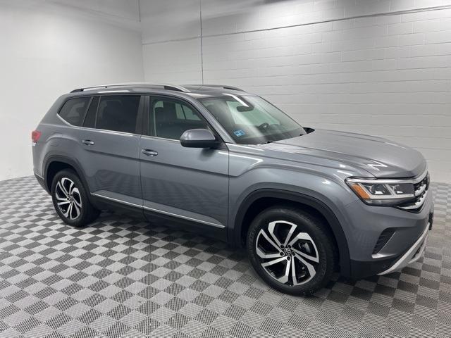 used 2022 Volkswagen Atlas car, priced at $29,900