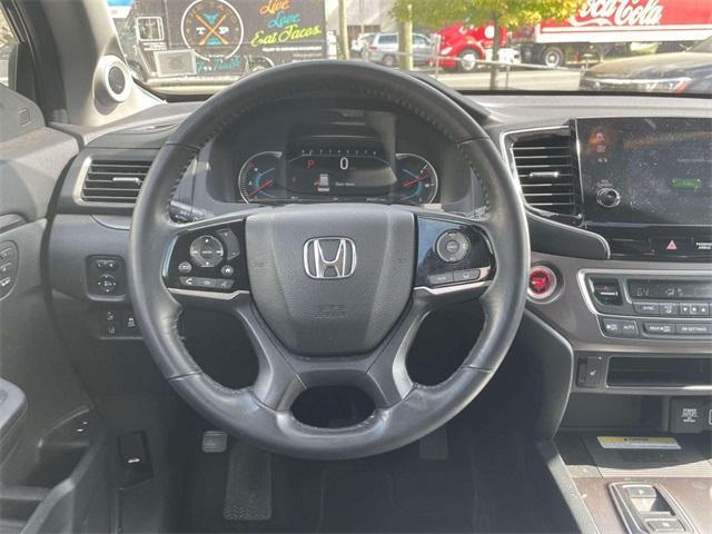 used 2022 Honda Pilot car, priced at $29,900