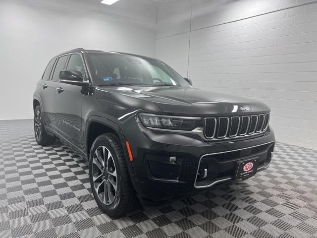 used 2022 Jeep Grand Cherokee car, priced at $35,600