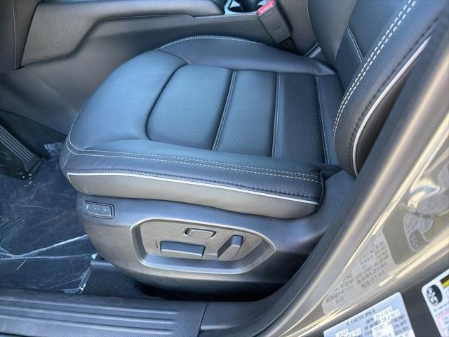 new 2025 Mazda CX-5 car, priced at $32,423