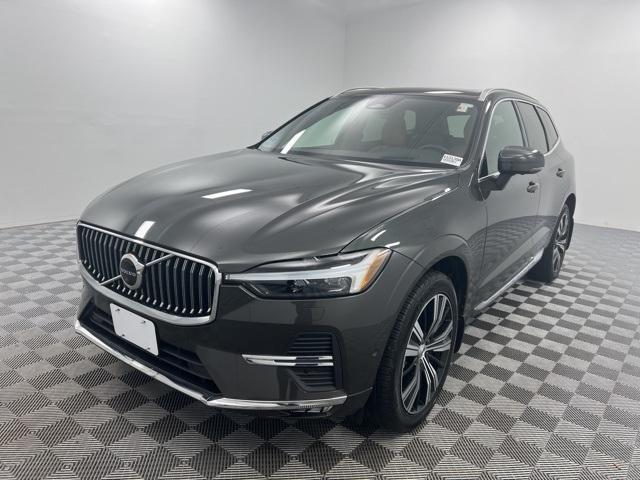 used 2022 Volvo XC60 car, priced at $37,900