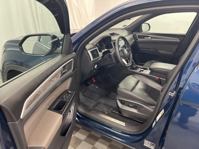 used 2021 Volkswagen Atlas Cross Sport car, priced at $23,500