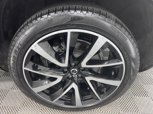 used 2022 Volvo XC90 Recharge Plug-In Hybrid car, priced at $36,000