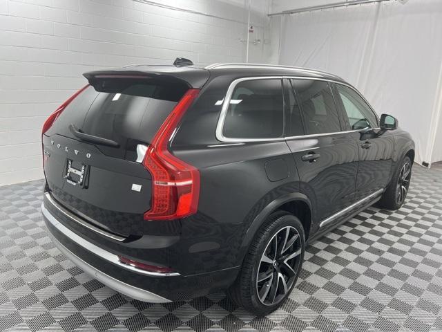 used 2022 Volvo XC90 Recharge Plug-In Hybrid car, priced at $36,000