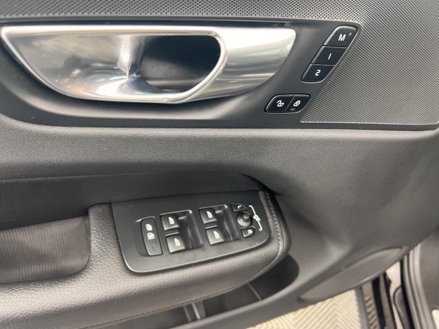 used 2022 Volvo XC60 car, priced at $32,900