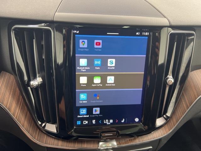 used 2022 Volvo XC60 car, priced at $32,900