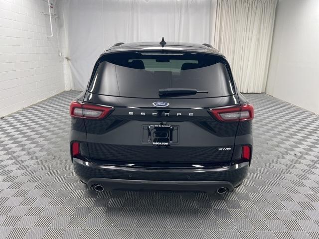used 2023 Ford Escape car, priced at $28,900