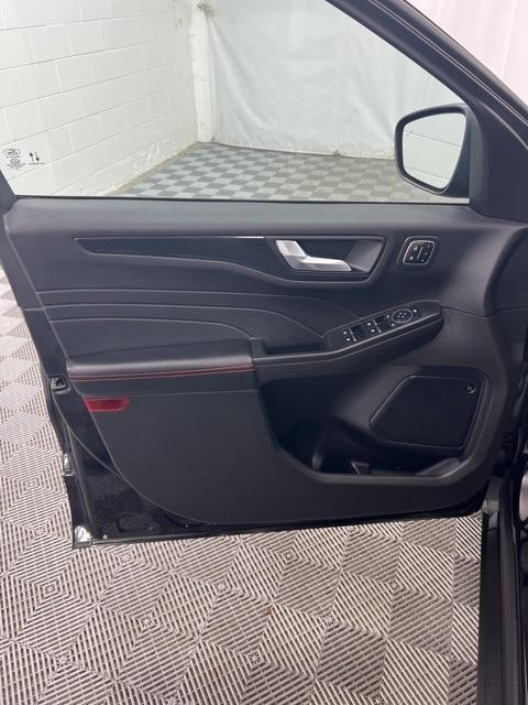 used 2023 Ford Escape car, priced at $28,900