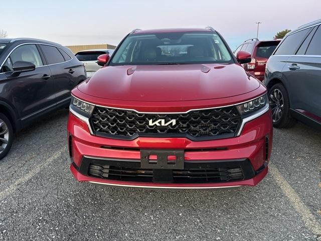 used 2023 Kia Sorento Hybrid car, priced at $26,900