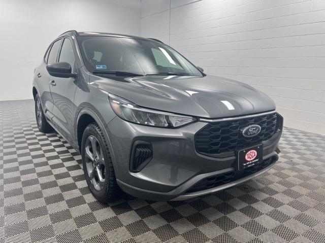 used 2023 Ford Escape car, priced at $23,500
