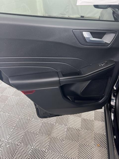 used 2022 Ford Escape car, priced at $23,900