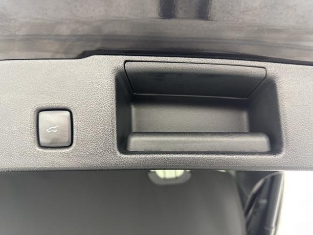 used 2022 Ford Escape car, priced at $22,900