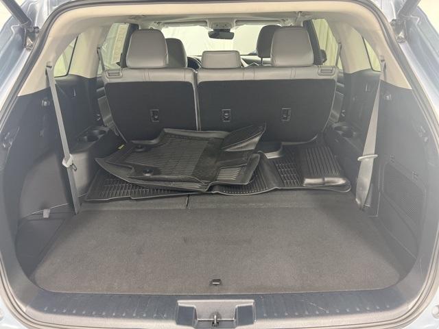 used 2022 Toyota Highlander car, priced at $31,500